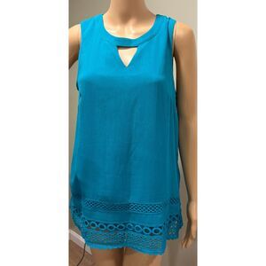 American Living Sleeveless Blouse – Size Medium – Elegant Design